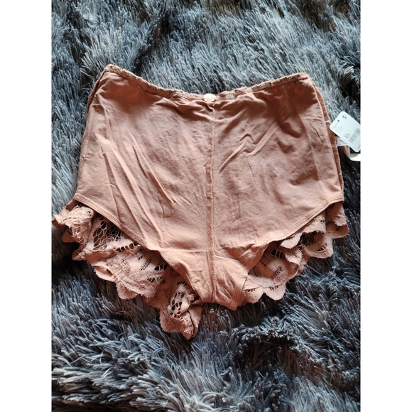 Free People Adella Blush Lace Shorts - Picture 12 of 13